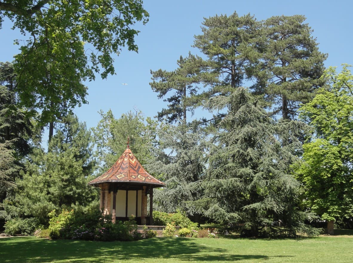 Montmorency — Située dans le Val d’Oise, Montmorency séduit par son cadre verdoyant et son atmosphère paisible, to... — Miniature 11