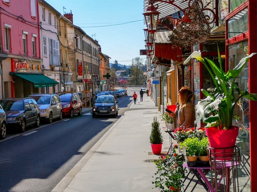 Fontaines-sur-Saone — Située à Fontaines-sur-Saône, cette nouvelle résidence propose 24 appartements, déclinés du deux au ... — Miniature 6