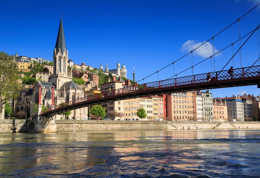 Tassin-la-Demi-Lune — Située à Tassin-la-Demi-Lune, à proximité immédiate du centre de Lyon, cette nouvelle résidence prop... — Miniature 3