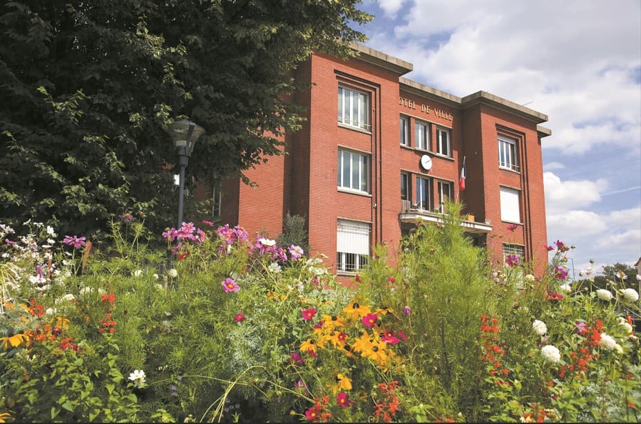 Pierrefitte-sur-Seine — Située au cœur de la Seine-Saint-Denis, en Île-de-France, la commune de Saint-Denis séduit par son d... — Miniature 12