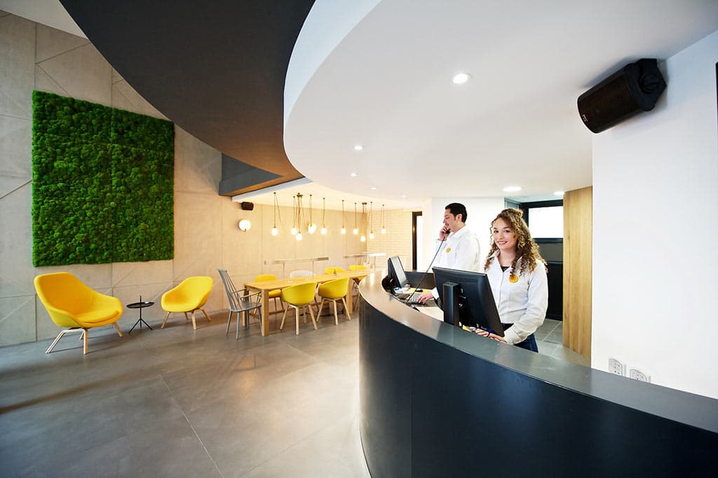 Marseille — Située dans le 1er arrondissement de Marseille, cette résidence propose des appartements entièrement... — Miniature 4