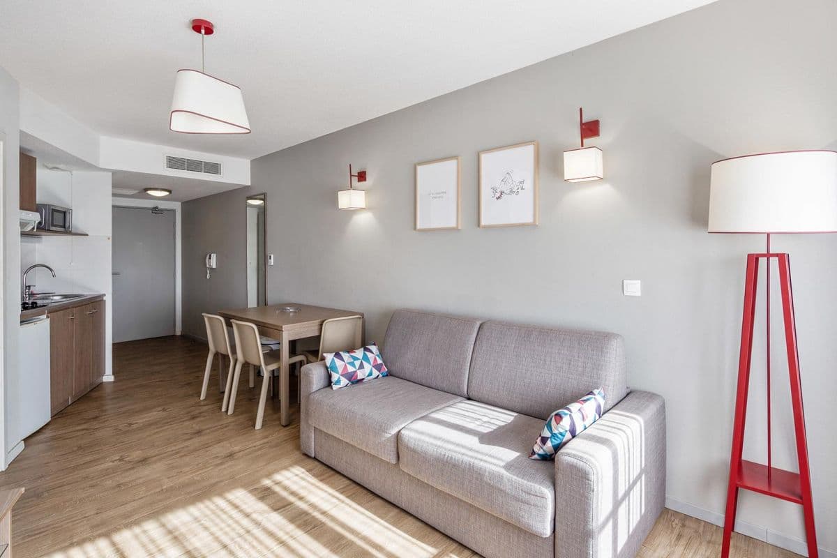 Mulhouse — Implantée au cœur du quartier Europe-Nouveau Bassin, cette résidence bénéficie d’un emplacement priv... — Miniature 5