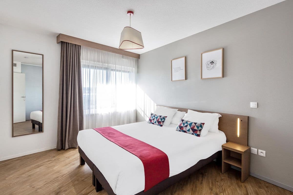 Mulhouse — Implantée au cœur du quartier Europe-Nouveau Bassin, cette résidence bénéficie d’un emplacement priv... — Miniature 7