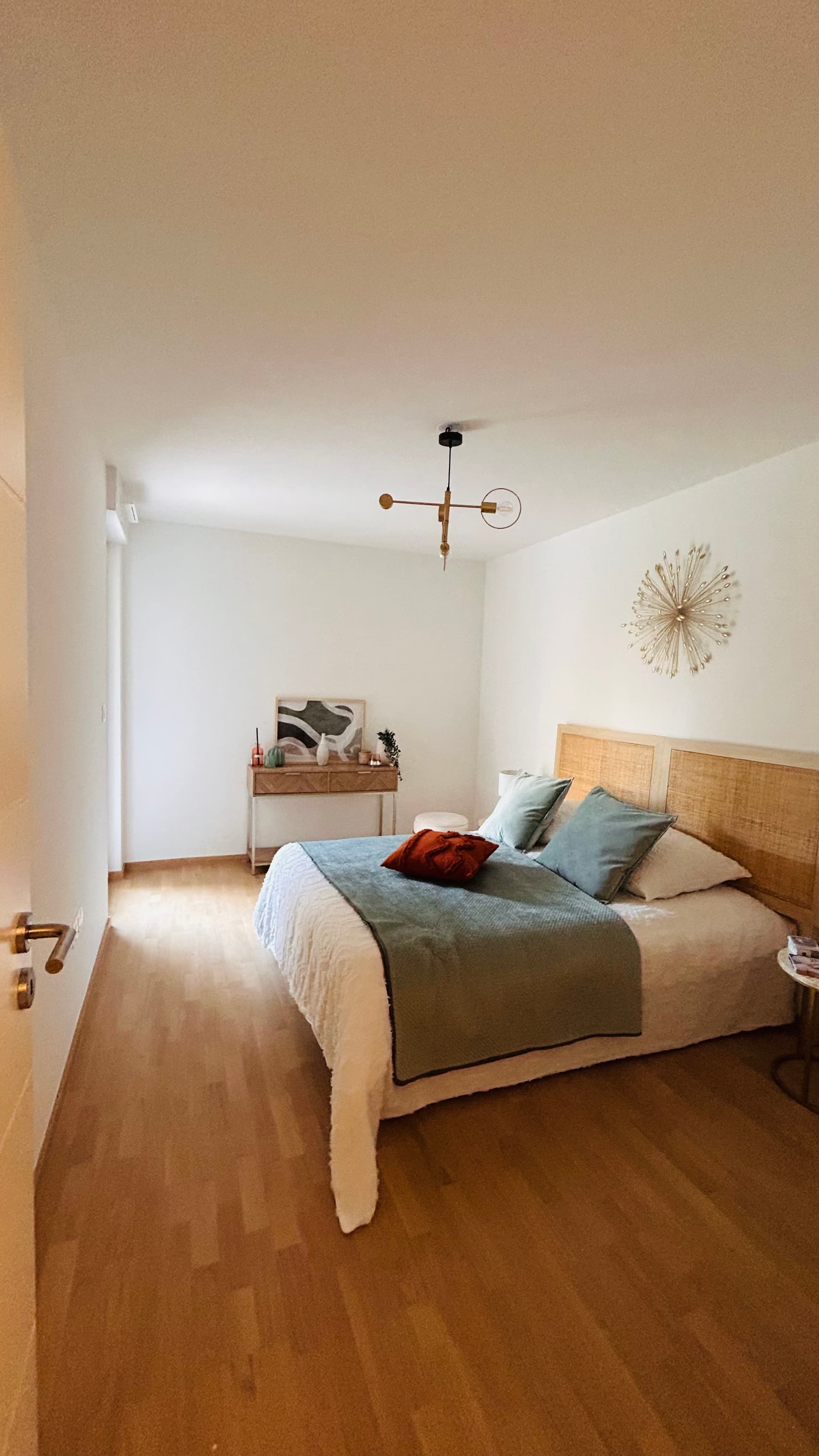 Strasbourg — Située au cœur d’un environnement privilégié, cette résidence se distingue par son emplacement sur l... — Miniature 12