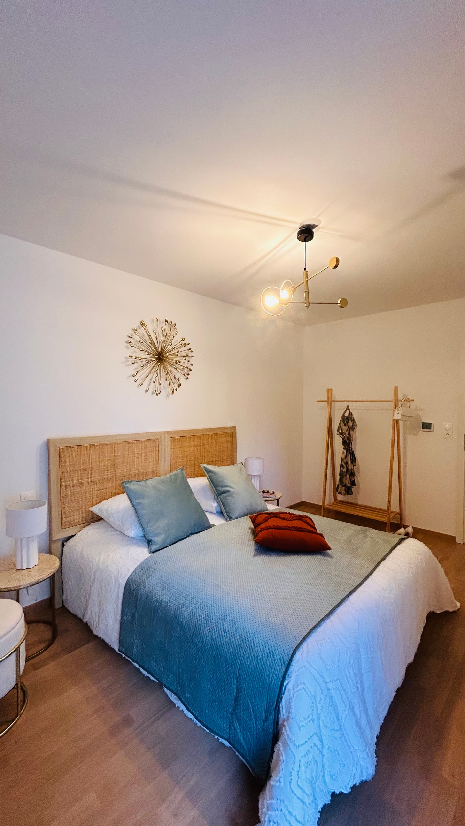 Strasbourg — Située au cœur d’un environnement privilégié, cette résidence se distingue par son emplacement sur l... — Miniature 13