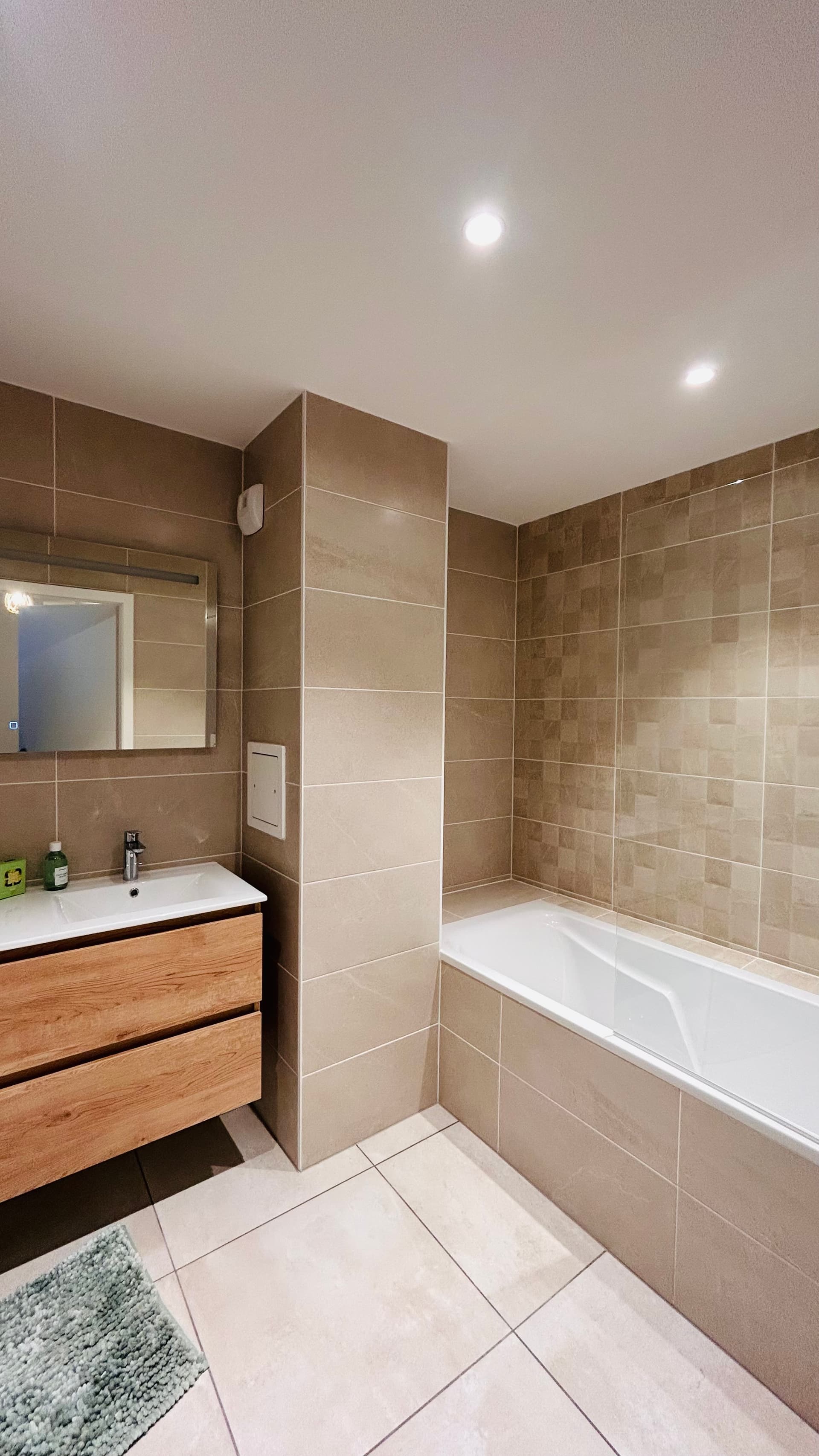 Strasbourg — Située au cœur d’un environnement privilégié, cette résidence se distingue par son emplacement sur l... — Miniature 14