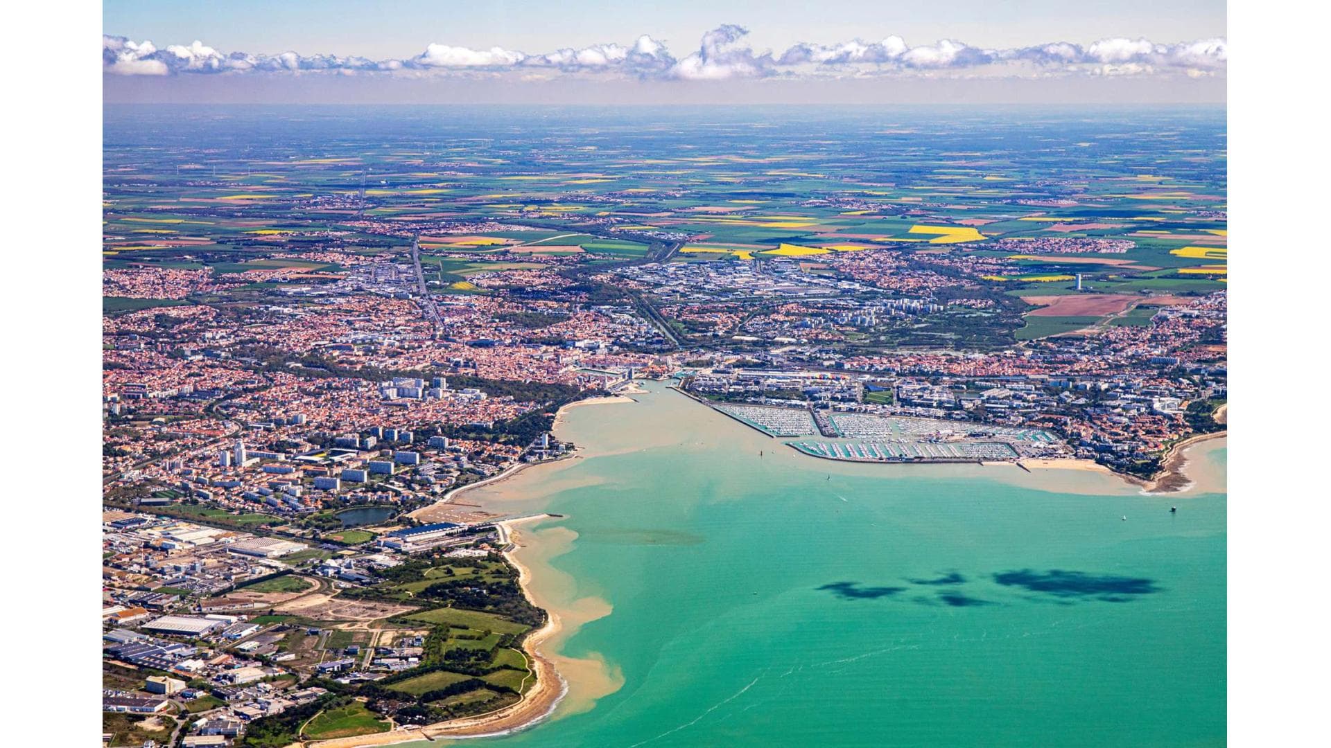 la Rochelle — Située à La Rochelle, à proximité immédiate du quartier des Minimes, du centre-ville et du littoral,... — Miniature 16