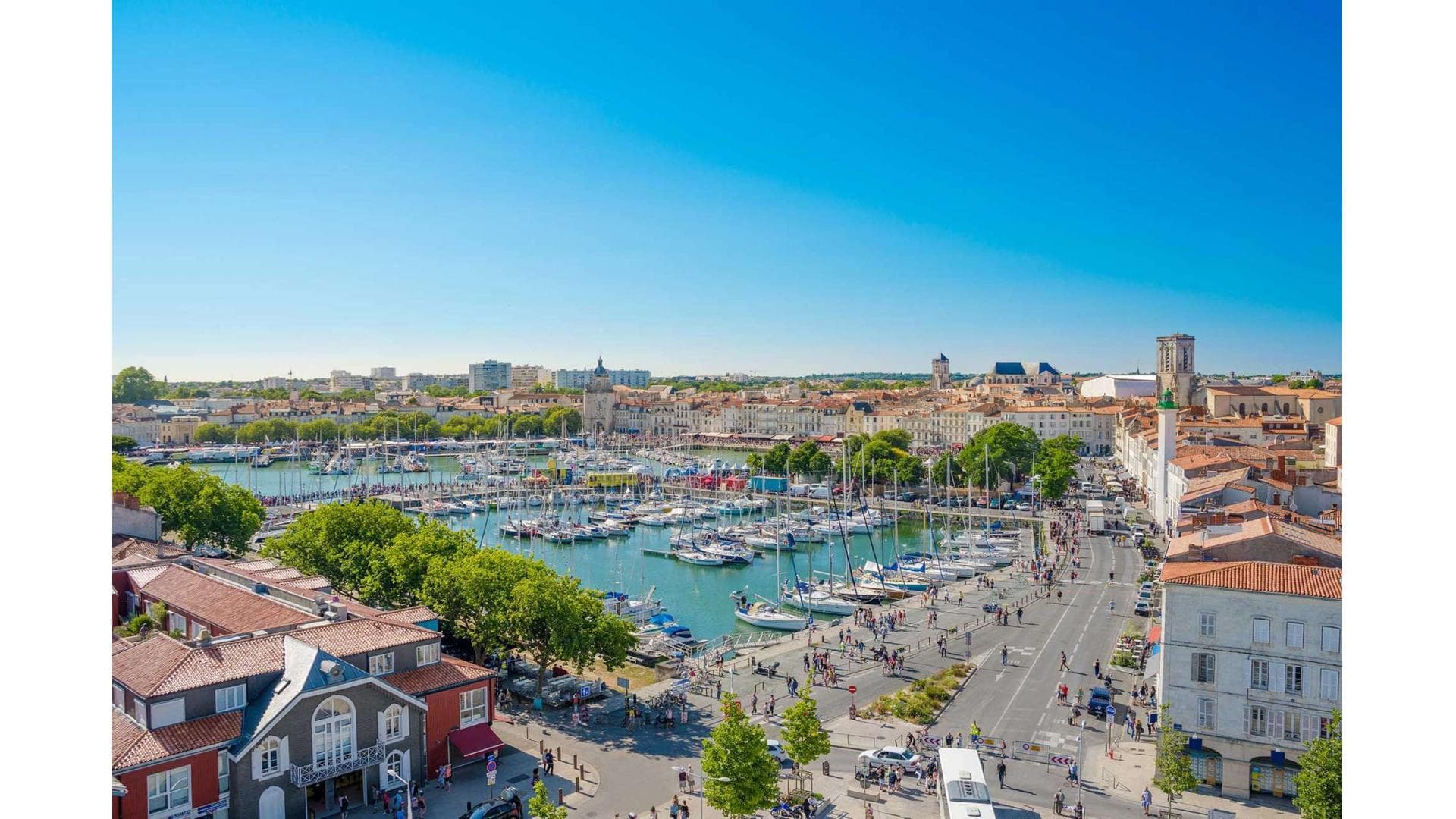 la Rochelle — Située à La Rochelle, à proximité immédiate du quartier des Minimes, du centre-ville et du littoral,... — Miniature 20