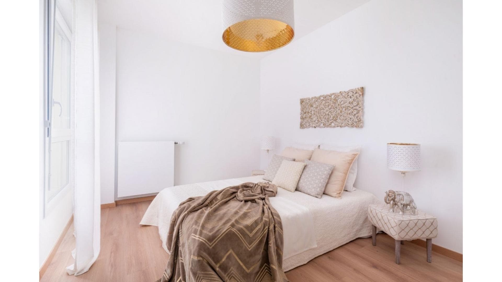 Ste Foy L Argentiere — Située au cœur des Monts du Lyonnais, cette nouvelle résidence s’implante dans un environnement priv... — Miniature 13