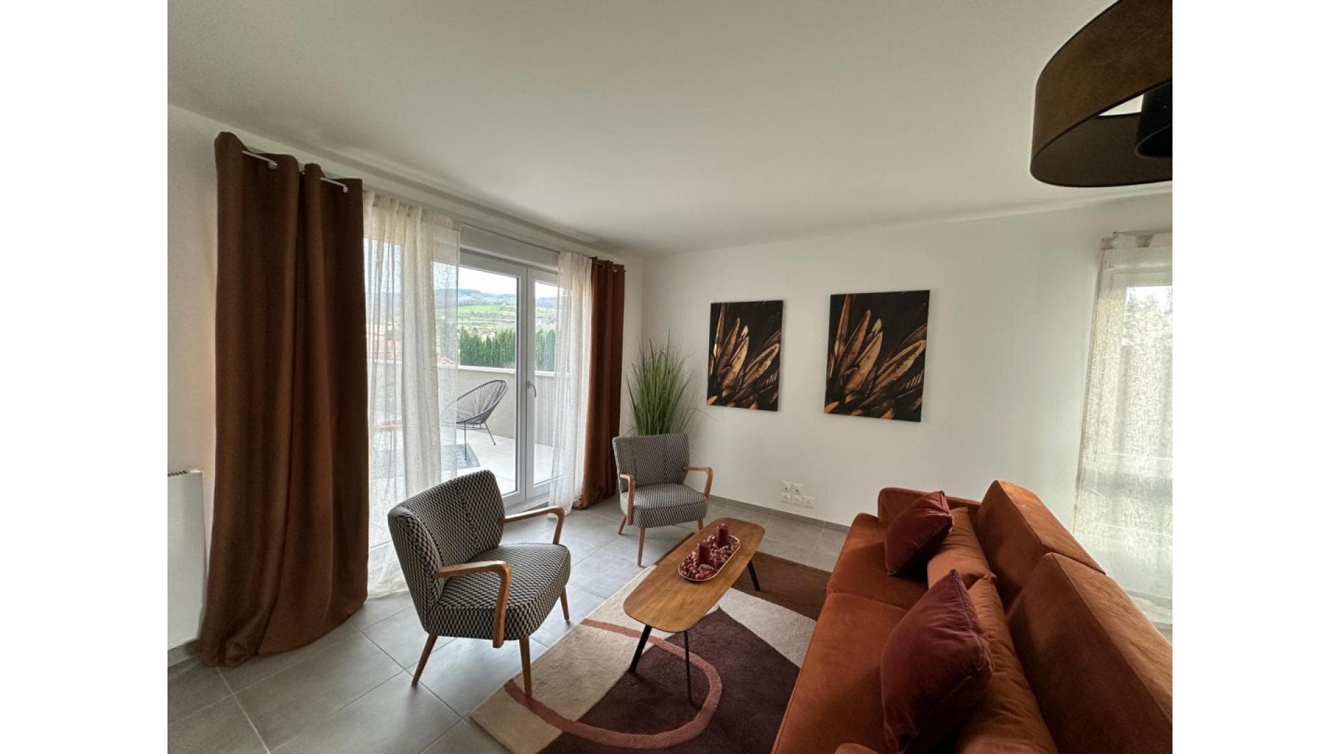 Ste Foy L Argentiere — Située au cœur des Monts du Lyonnais, cette nouvelle résidence s’implante dans un environnement priv... — Miniature 14