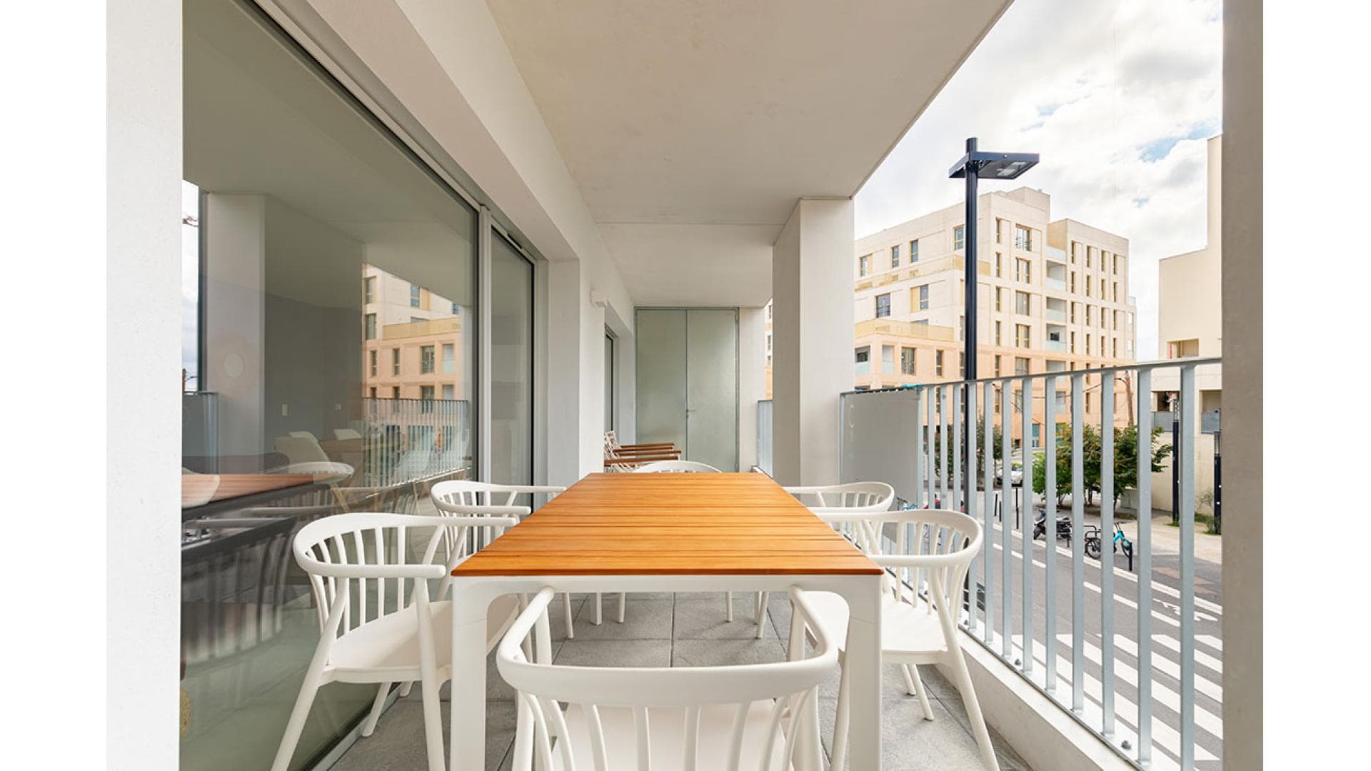 Bordeaux — Située dans le quartier de La Bastide à Bordeaux, cette résidence à taille humaine propose 27 logeme... — Miniature 14