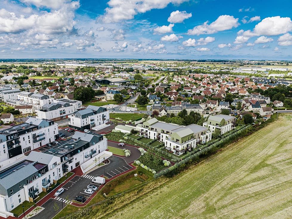 Carpiquet — Située au cœur de la commune, cette nouvelle résidence s’intègre harmonieusement dans un quartier en... — Miniature 6