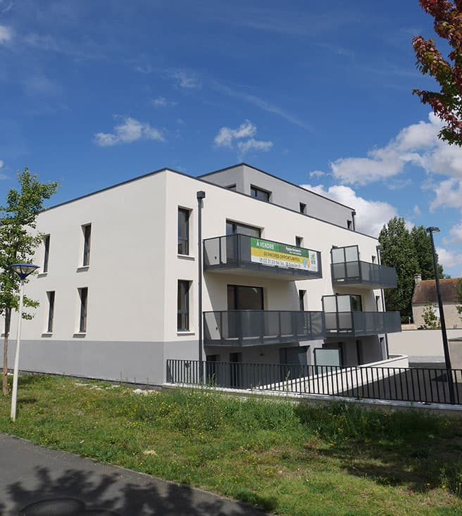 Ifs — Idéalement située au cœur d’un quartier paisible, cette résidence à taille humaine propose douze app... — Miniature 3