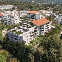 la Ciotat — Située à proximité immédiate du centre et du port, cette résidence à taille humaine propose 36 appar... — Photo 1