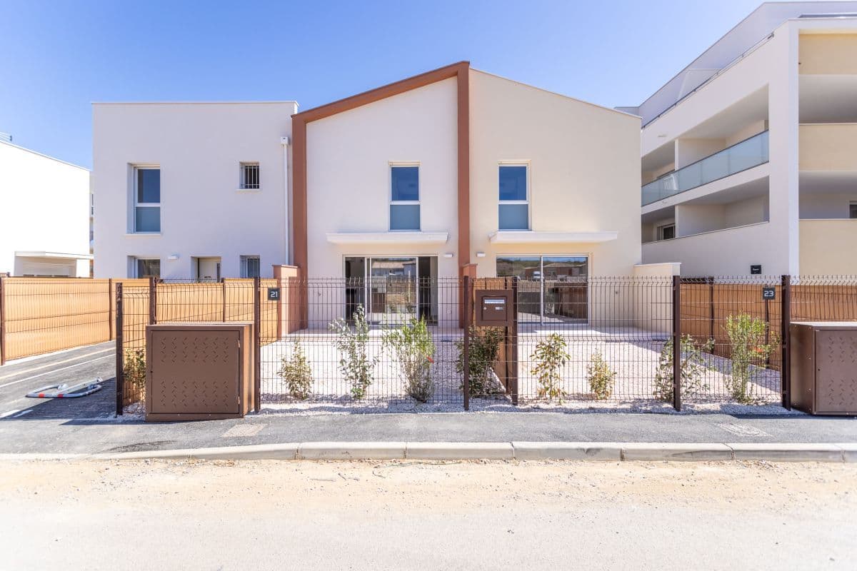 Sauvian — Située à proximité immédiate de Béziers et à seulement quelques kilomètres des plages méditerranéenn... — Photo 1