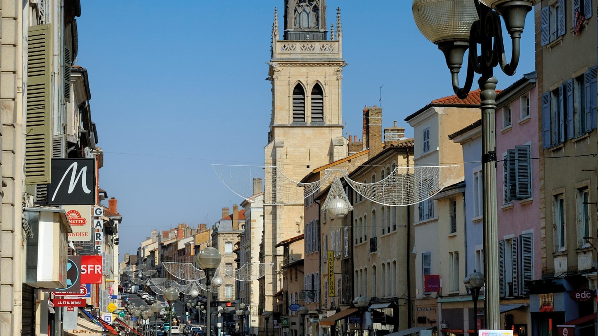 Villefranche sur Saone — Située au cœur de Villefranche-sur-Saône, une commune reconnue pour son dynamisme et sa qualité de v... — Photo 1
